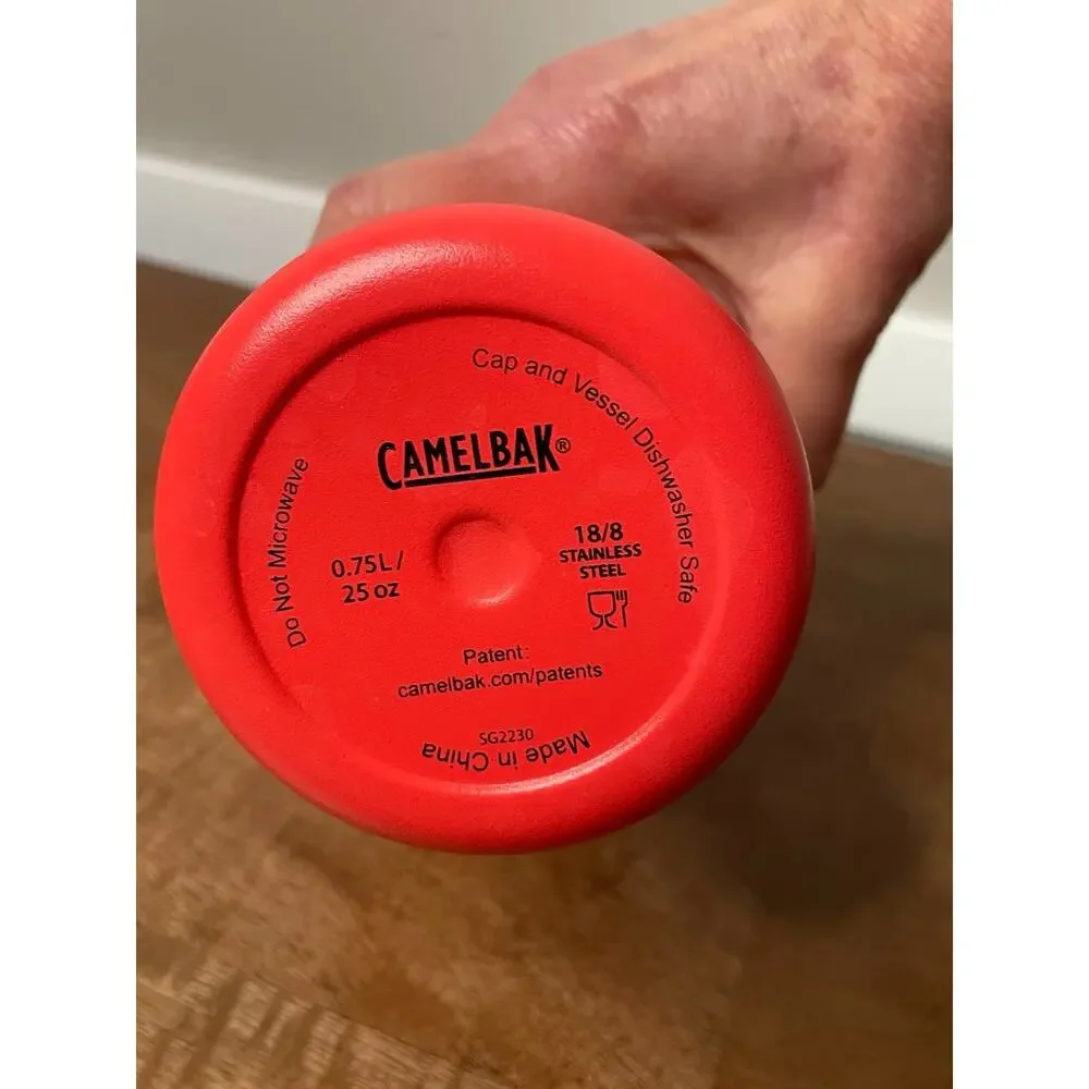 CamelBak Eddy+ 25oz Insulated Stainless Steel Water Bottle Red Straw Lid BPA Fre